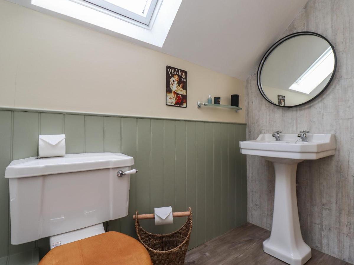 Charlotte'S Cottage Seahouses Buitenkant foto